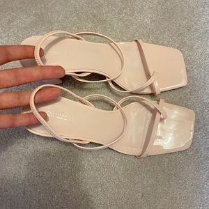 Stylish heeled sandals!